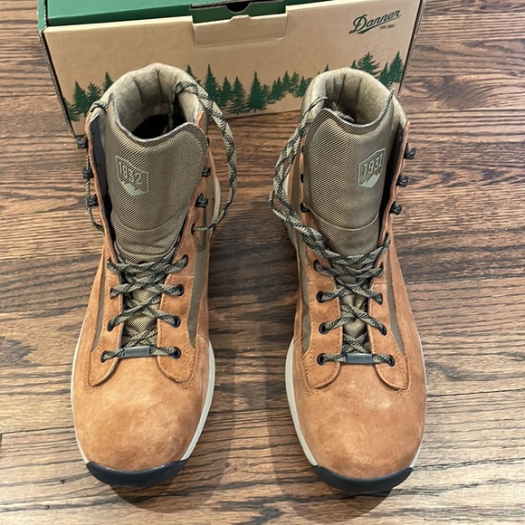Men’s Danner Hiking Boots Explorer 650